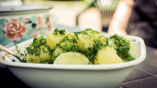 Nelson Müller: Kartoffelsalat auf schwäbische Art